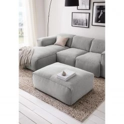 Studio Copenhagen Repose-pieds capitonné HUDSON - Tissu Saia: Gris clair 17 Studio Copenhagen Repose-pieds capitonné HUDSON - Tissu Saia: Gris clair -Meubles de salon Soldes 1000011005 201130 15532700152 MOOD DETAILS P000000001000011005 mood