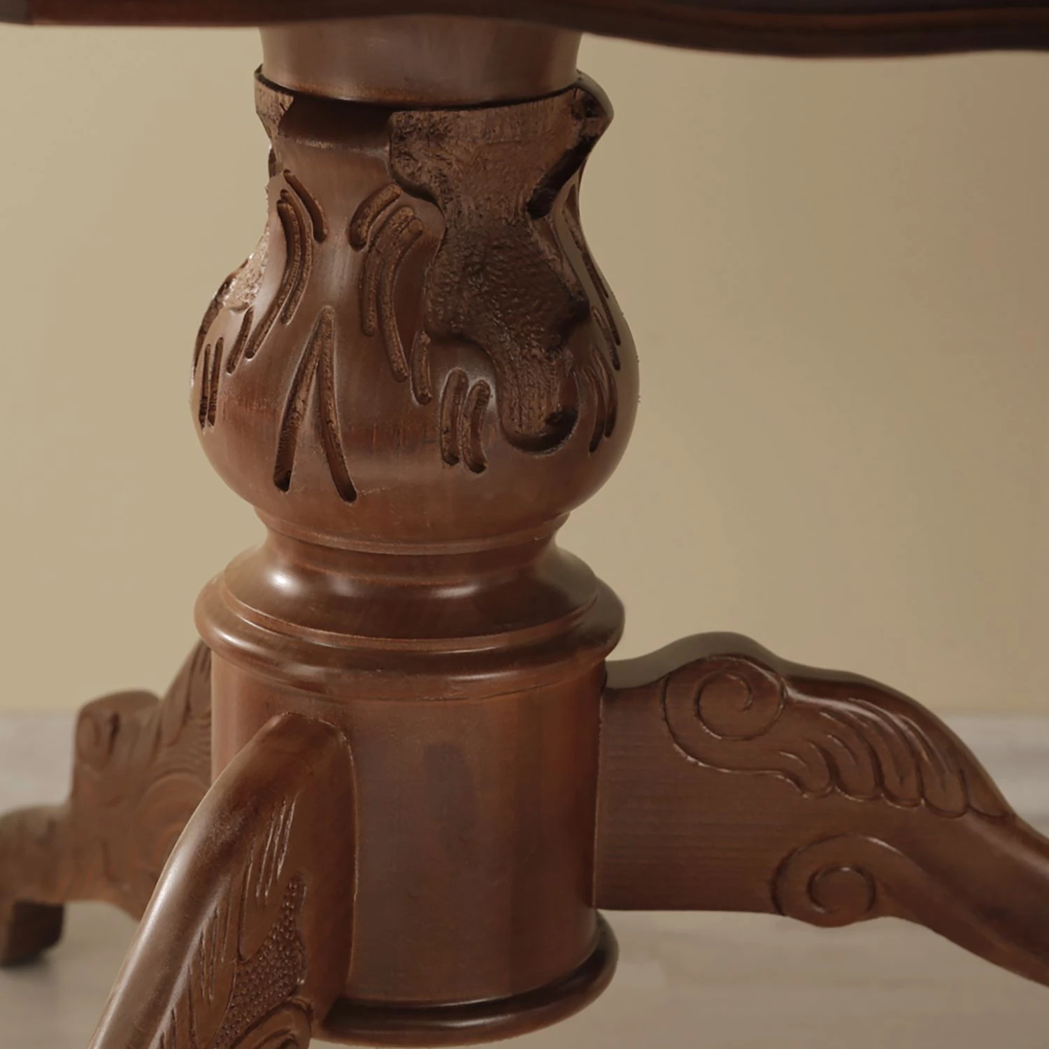 Montreux Table basse Romano III - Hêtre partiellement massif - Teinté et verni à l'ancienne 13 Montreux Table basse Romano III - Hêtre partiellement massif - Teinté et verni à l'ancienne – Image 11