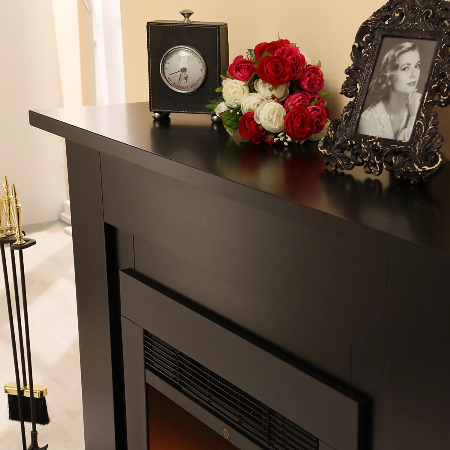 Montreux Cheminée électrique Shanghai - Verni noir mat et soyeux, anthracite 9 Montreux Cheminée électrique Shanghai - Verni noir mat et soyeux, anthracite – Image 7