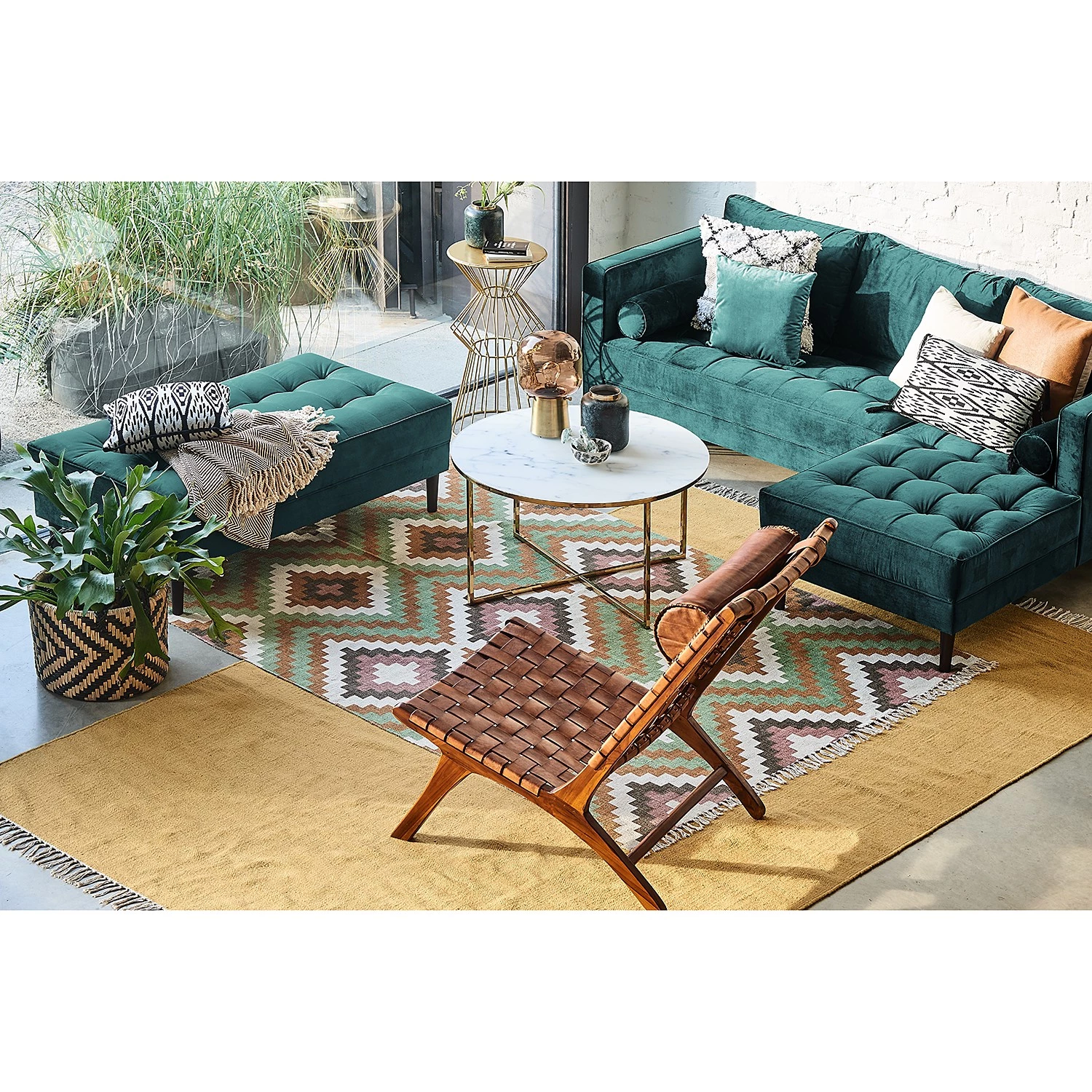 Eva Padberg Collection Banquette LAONA - Velours Pauno: Pétrole 5 Eva Padberg Collection Banquette LAONA - Velours Pauno: Pétrole – Image 3