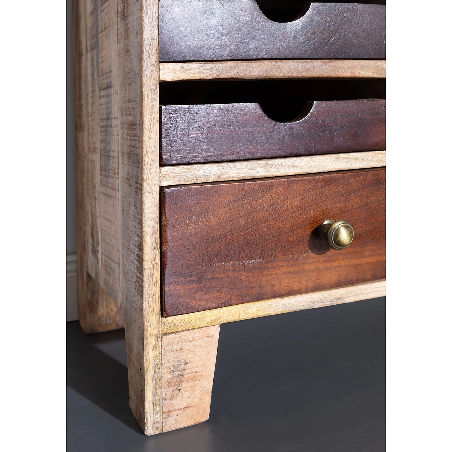 Ars manufacti Commode Curenna I - Manguier partiellement massif - Manguier / Marron 12 Ars manufacti Commode Curenna I - Manguier partiellement massif - Manguier / Marron – Image 10