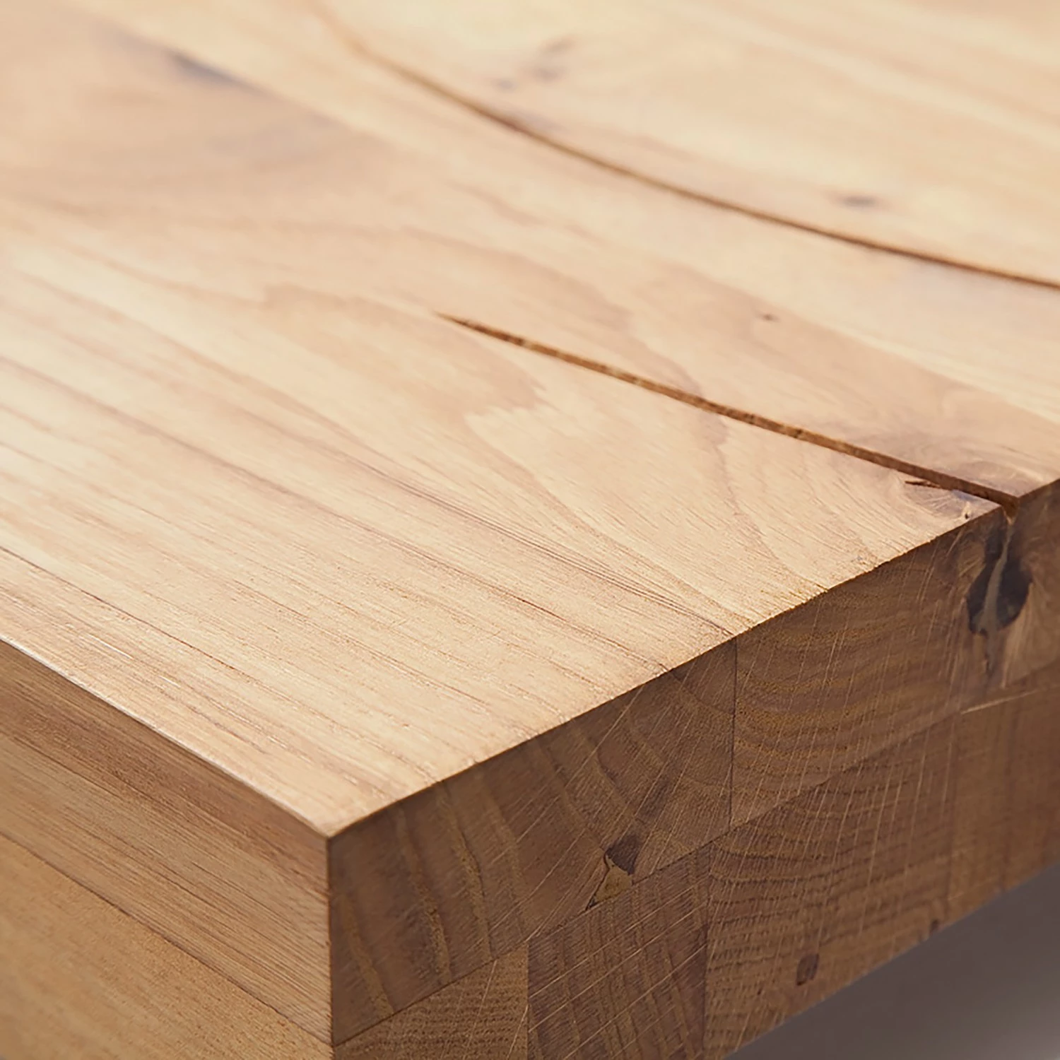 Fredriks Commode Roble I - éclairage inclus - Blanc mat / Placage en chêne sauvage massif 9 Fredriks Commode Roble I - éclairage inclus - Blanc mat / Placage en chêne sauvage massif – Image 7