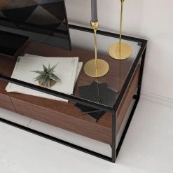 Studio Copenhagen Meuble TV Rizzo - Matériau dérivé du bois / Verre - noir / imitation noyer -Meubles de salon Soldes 1000123450 190328 11102900024 GALLERYIMAGES P000000001000123450