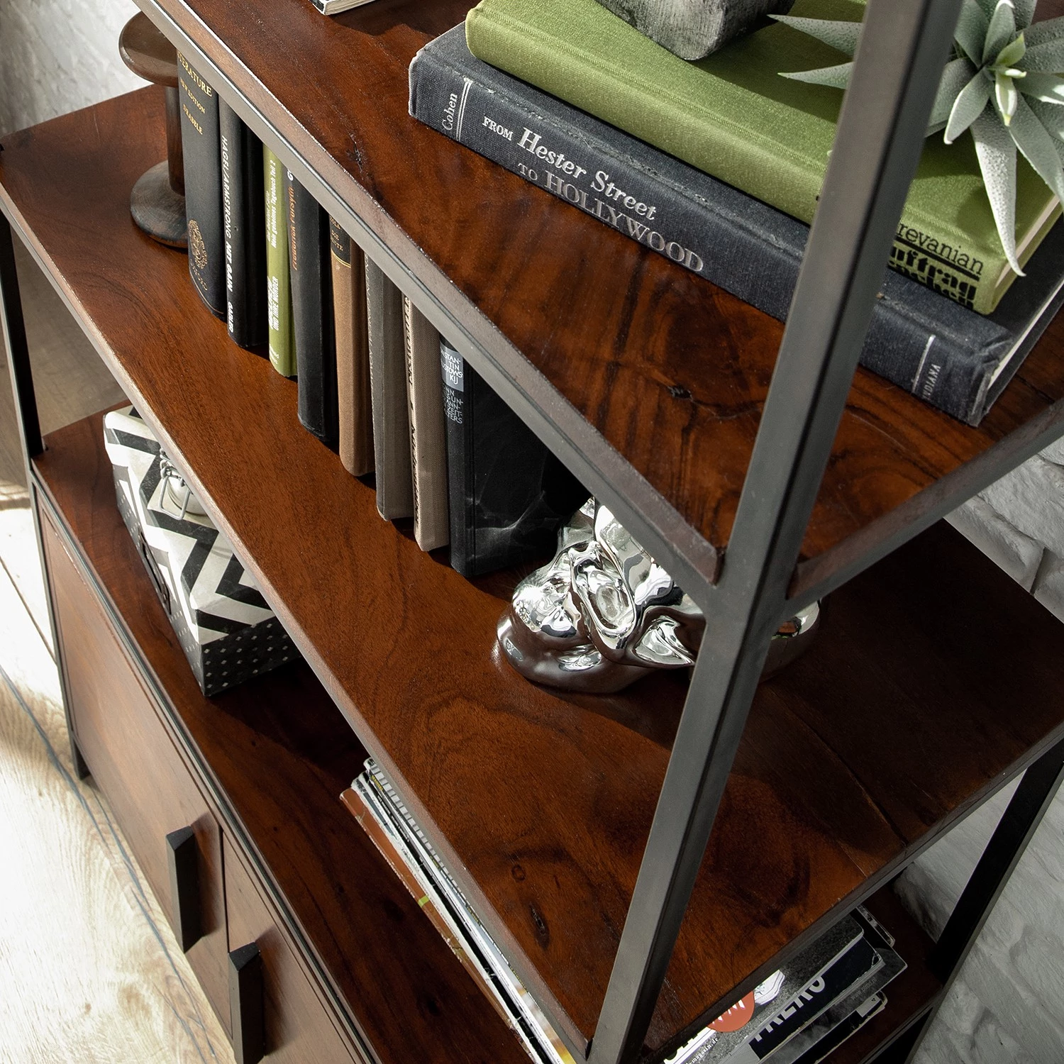 Ars manufacti Étagère Woodson IV - Acacia massif / Fer - Acacia brun 8 Ars manufacti Étagère Woodson IV - Acacia massif / Fer - Acacia brun – Image 6