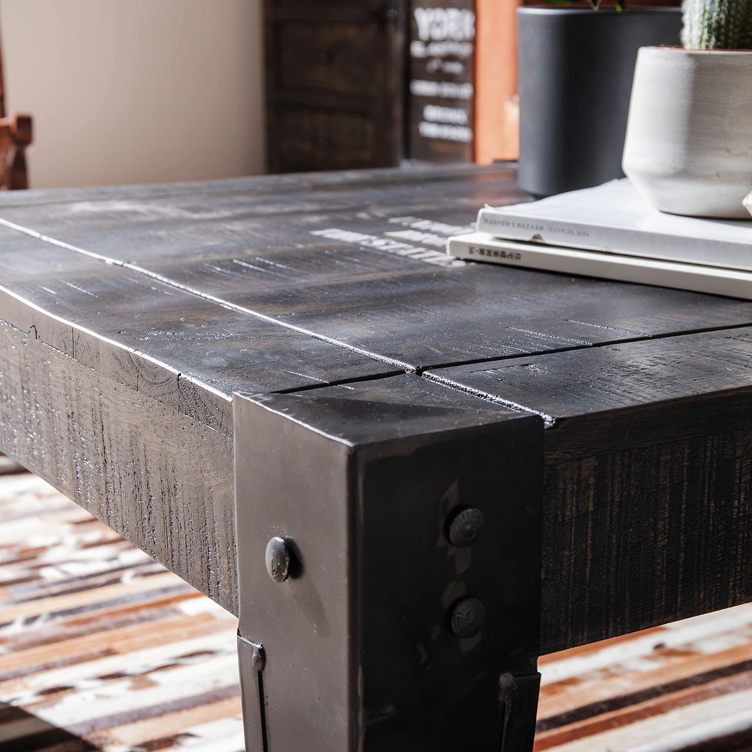 Ars manufacti Table basse Keyport - Manguier massif - Largeur : 75 cm 13 Ars manufacti Table basse Keyport - Manguier massif - Largeur : 75 cm – Image 11