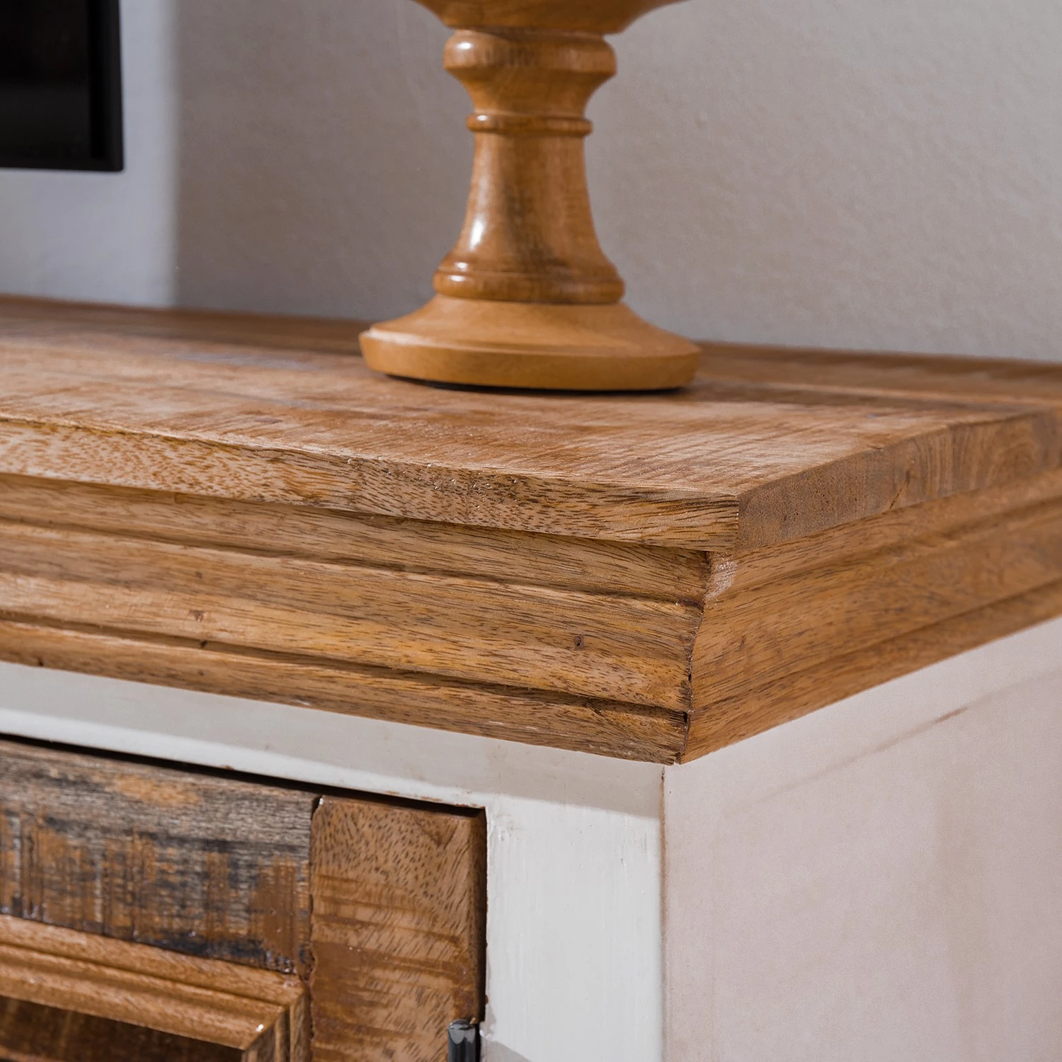 Maison Belfort Meuble TV Newhaven - Partiellement en manguier massif - Manguier / Blanc 11 Maison Belfort Meuble TV Newhaven - Partiellement en manguier massif - Manguier / Blanc – Image 9