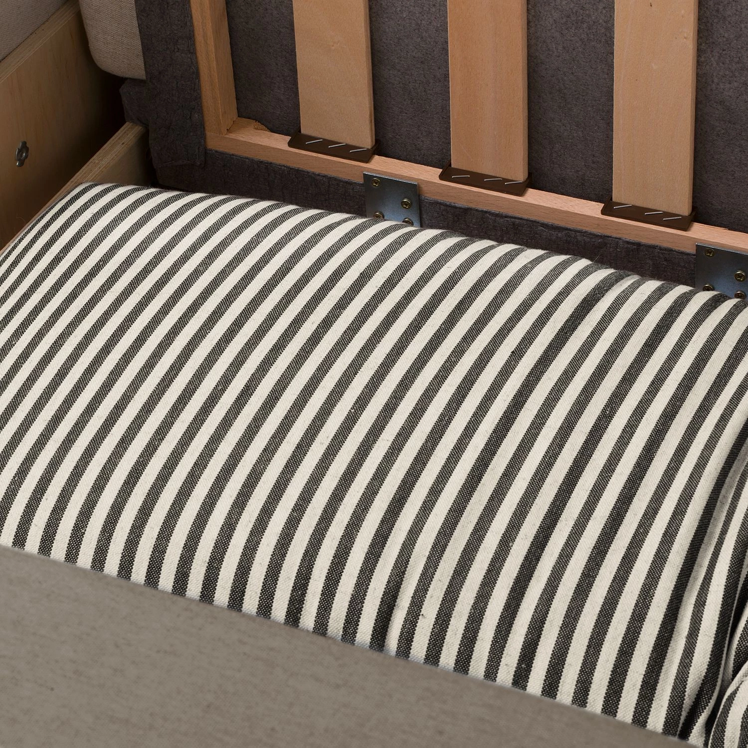 Maison Belfort Fauteuil convertible Latina XVI - Tissu - Taupe 16 Maison Belfort Fauteuil convertible Latina XVI - Tissu - Taupe – Image 14