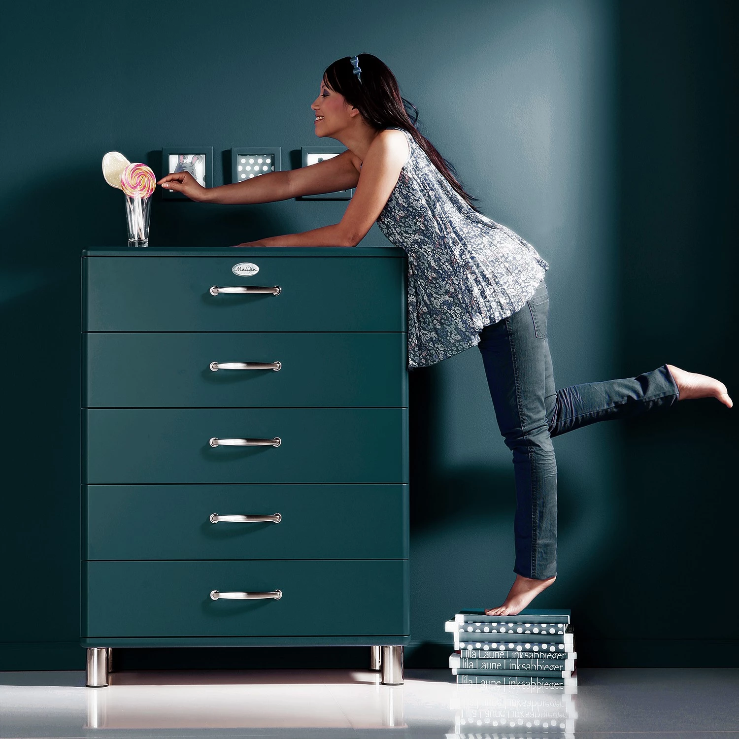 Tenzo Commode Malibu VI - Bleu pétrole / Chrome 4 Tenzo Commode Malibu VI - Bleu pétrole / Chrome – Image 2