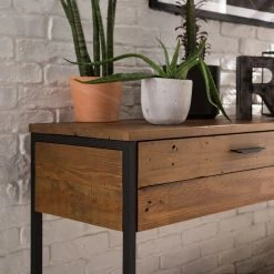 Ars manufacti Console Grasby - Pin massif / Métal - Pin / Noir 18 Ars manufacti Console Grasby - Pin massif / Métal - Pin / Noir -Meubles de salon Soldes 1000147156 190730 13021900011 MOOD DETAILS P000000001000147156 mood