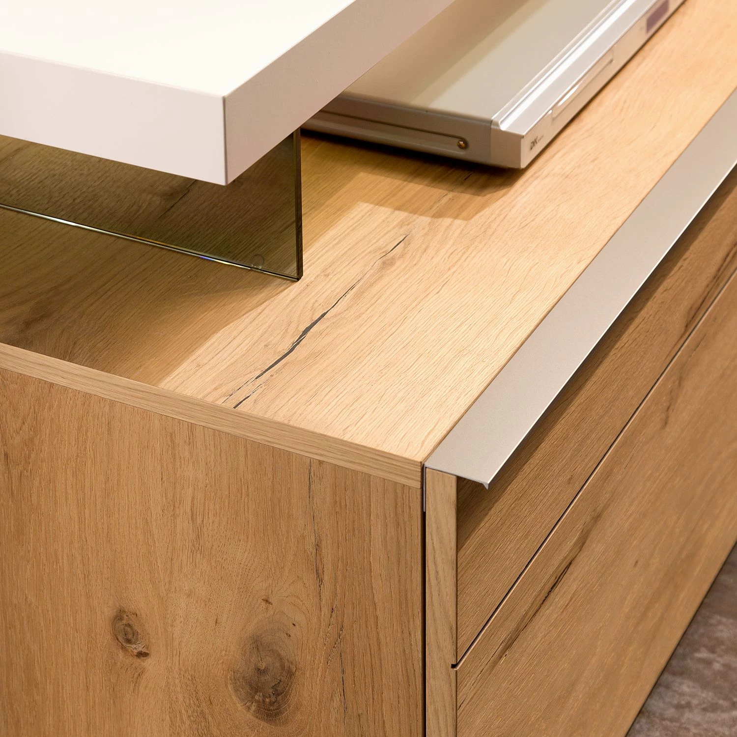 GWINNER Meuble TV Anzio III - Planches de chêne / Blanc 10 GWINNER Meuble TV Anzio III - Planches de chêne / Blanc – Image 8