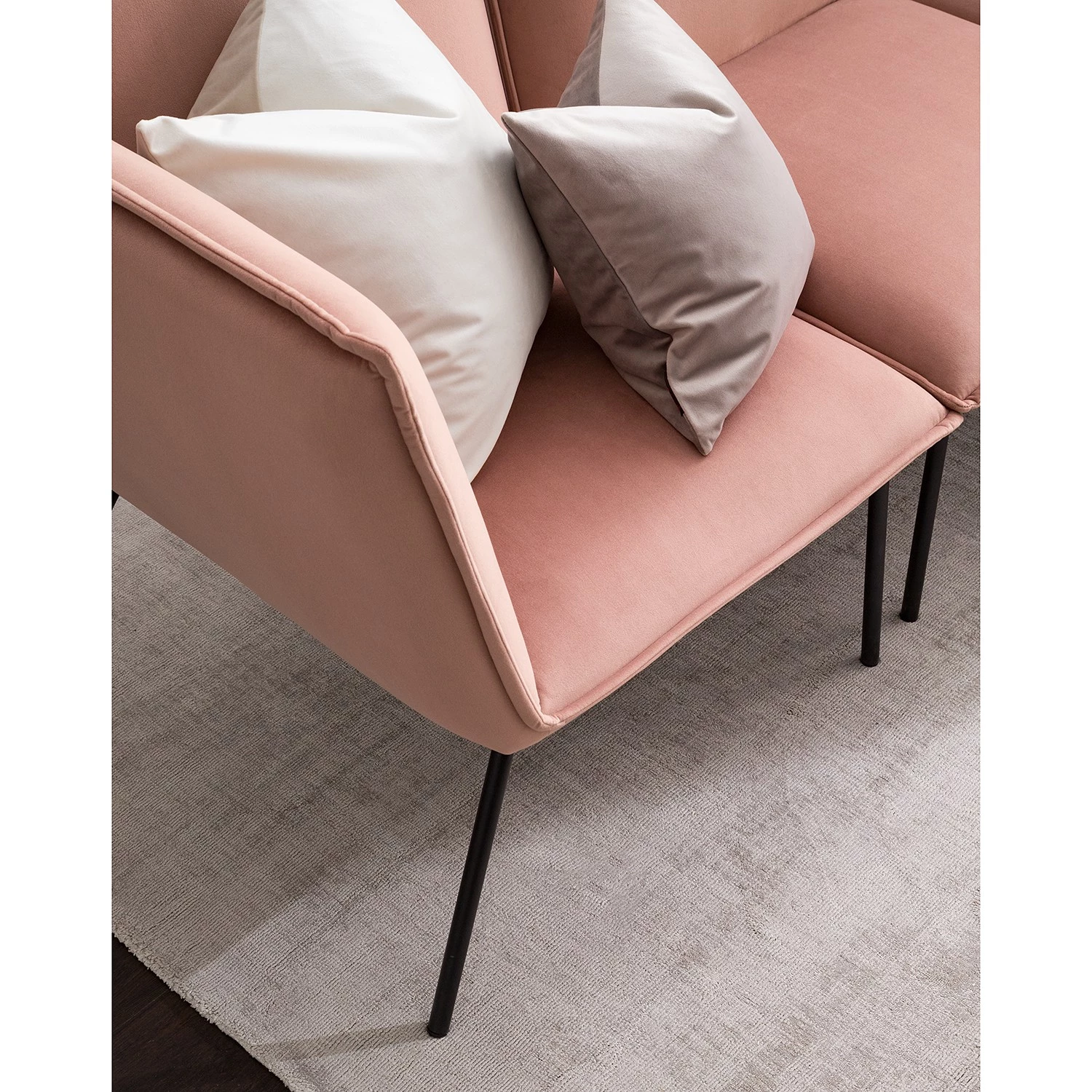 Jack & Alice Canapé d’angle Dorado II - Velours - Rose vieilli 21 Jack & Alice Canapé d’angle Dorado II - Velours - Rose vieilli – Image 19