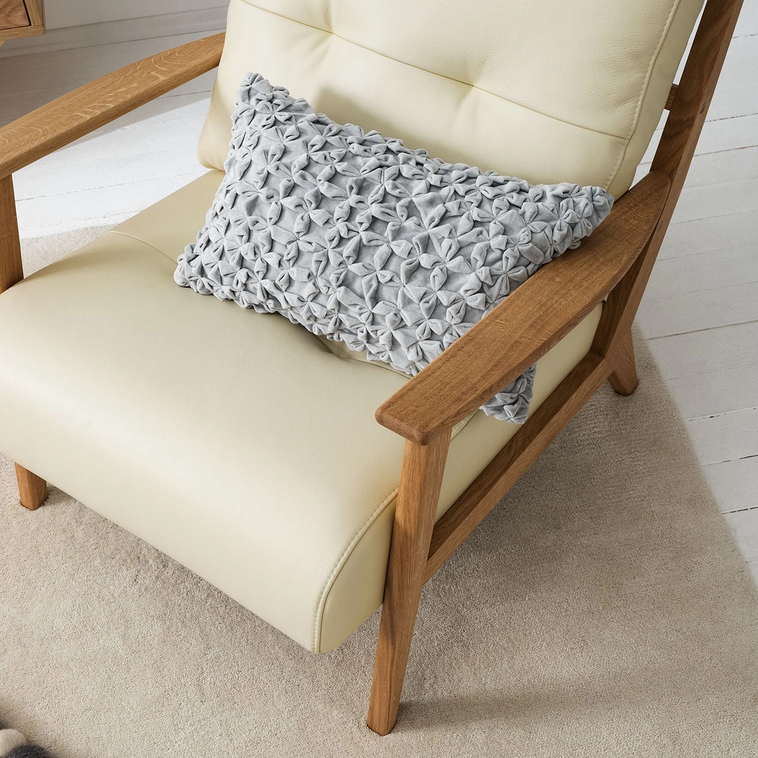 Studio Copenhagen Fauteuil TIMON - Cuir véritable Neka : Crème 10 Studio Copenhagen Fauteuil TIMON - Cuir véritable Neka : Crème – Image 8