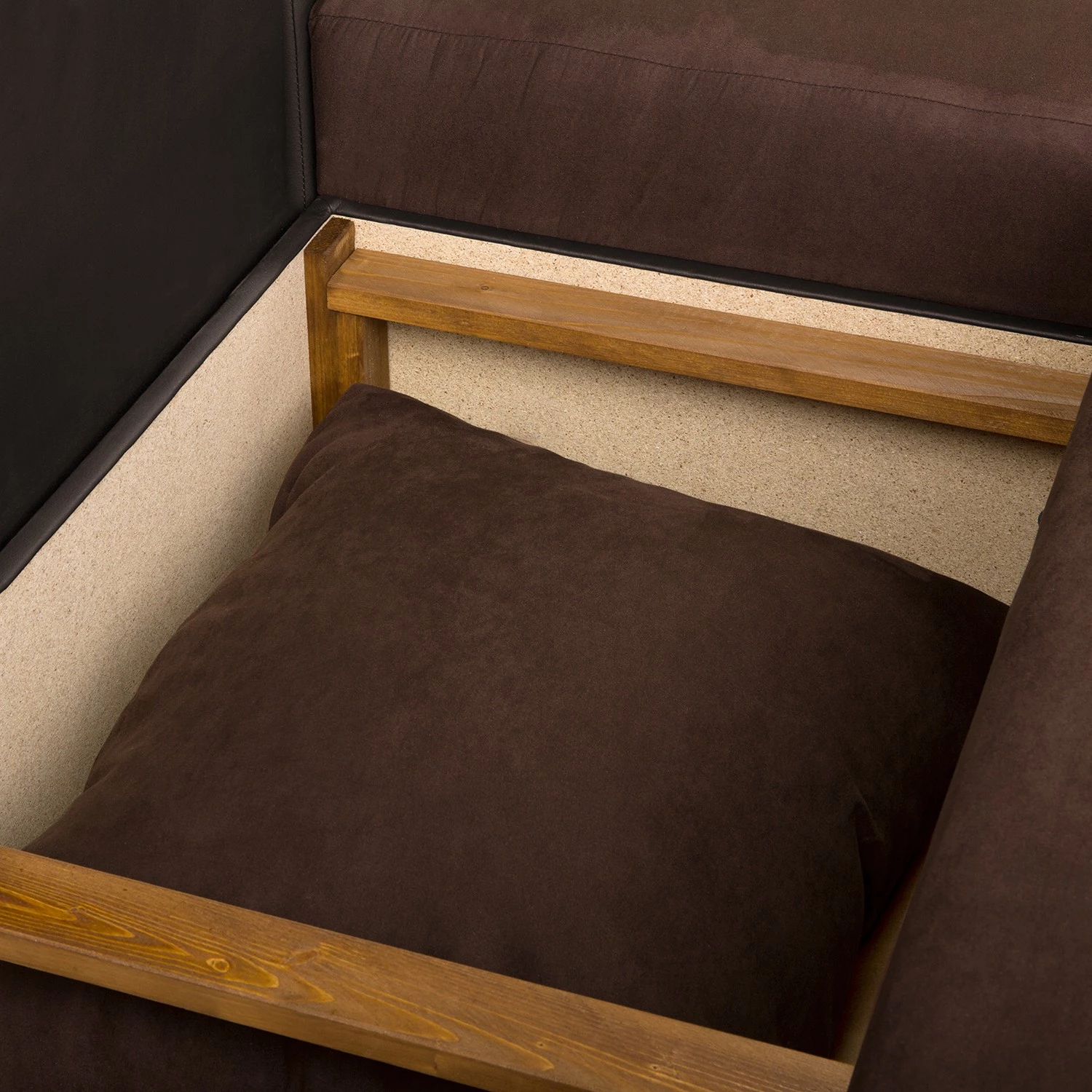 Fredriks Canapé d’angle Kardinya - Imitation cuir / Microfibre - Marron foncé - Méridienne courte à droite (vue de face) 18 Fredriks Canapé d’angle Kardinya - Imitation cuir / Microfibre - Marron foncé - Méridienne courte à droite (vue de face) – Image 16