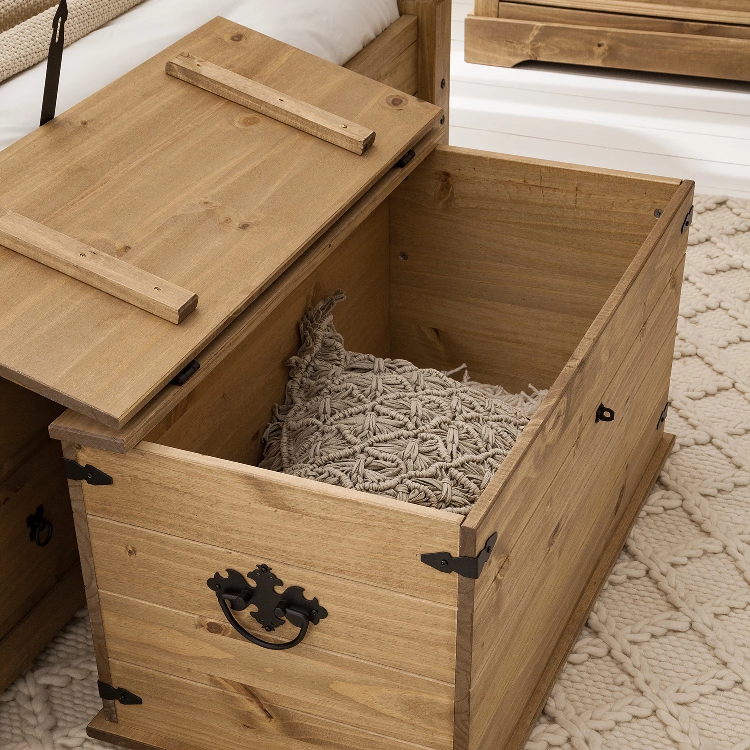 Maison Belfort Coffre Finca Rustica - Pin massif - Epicéa naturel 20 Maison Belfort Coffre Finca Rustica - Pin massif - Epicéa naturel – Image 18