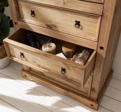 Maison Belfort Commode Finca Rustica II - Pin massif - Epicéa naturel 21 Maison Belfort Commode Finca Rustica II - Pin massif - Epicéa naturel -Meubles de salon Soldes 1000178027 210504 11215700011 MOOD DETAILS P000000001000178027 mood