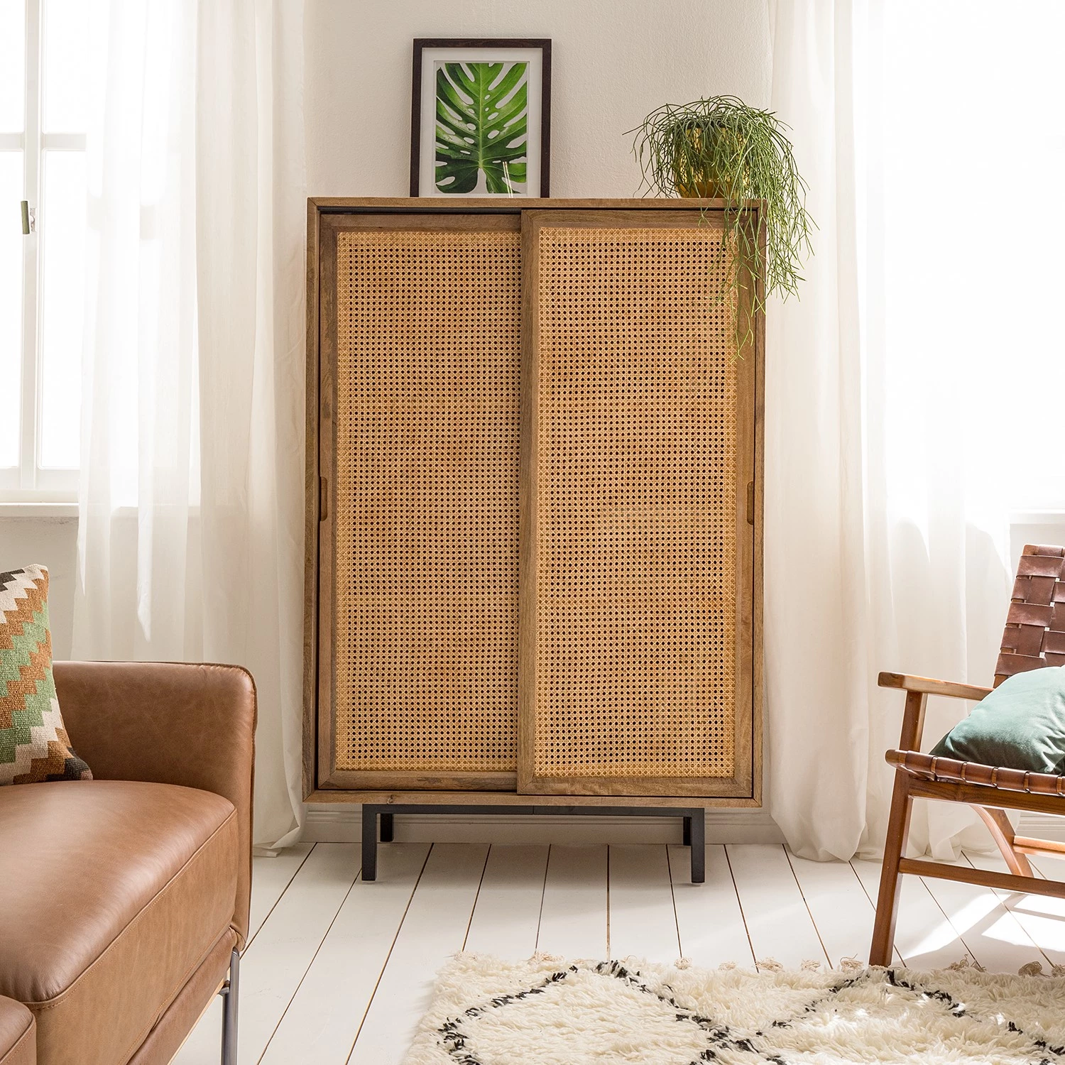 Ars manufacti Buffet haut Vina - Manguier massif / Rotin - Manguier / Noir 4 Ars manufacti Buffet haut Vina - Manguier massif / Rotin - Manguier / Noir – Image 2