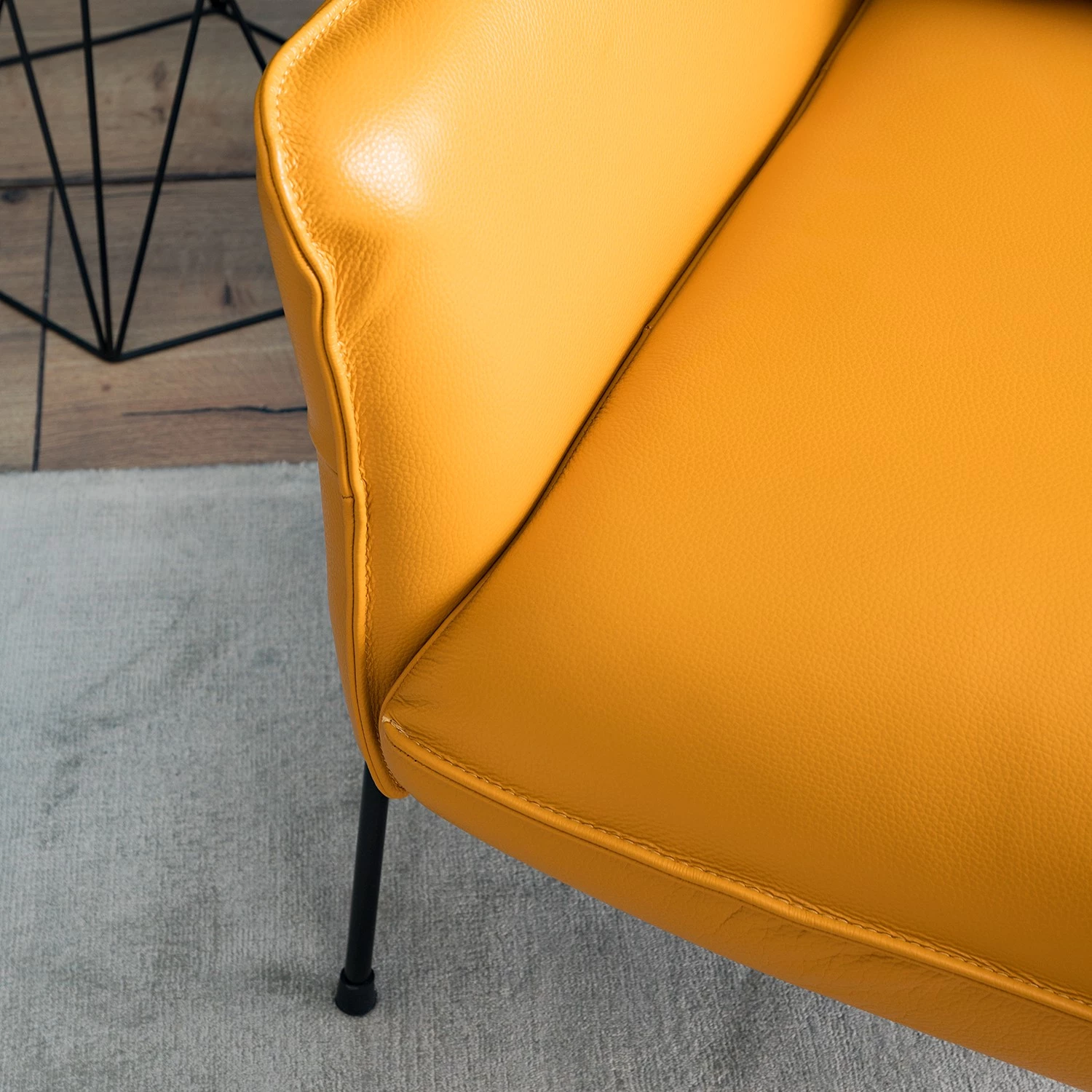 Studio Copenhagen Fauteuil Knokke II - Cuir véritable - Jaune doré 15 Studio Copenhagen Fauteuil Knokke II - Cuir véritable - Jaune doré – Image 13