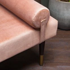 Jack & Alice Méridienne Bellbird - Velours - Mauve 32 Jack & Alice Méridienne Bellbird - Velours - Mauve -Meubles de salon Soldes 1000179442 200417 17493900013 DETAILS P000000001000179442