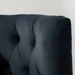 Maison Belfort Fauteuil Drysdale - Velours - Bleu marine 33 Maison Belfort Fauteuil Drysdale - Velours - Bleu marine -Meubles de salon Soldes 1000180884 210430 12325700004 DETAILS P000000001000180884