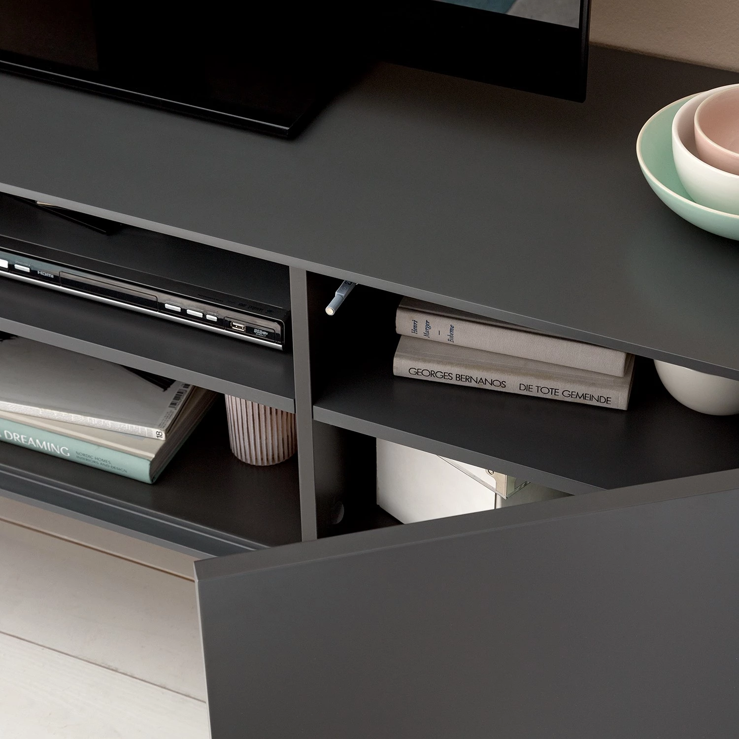 Mørteens Ensemble meubles TV Lindholm IV (3 él.) - Partiellement en chêne massif - Gris 28 Mørteens Ensemble meubles TV Lindholm IV (3 él.) - Partiellement en chêne massif - Gris – Image 26