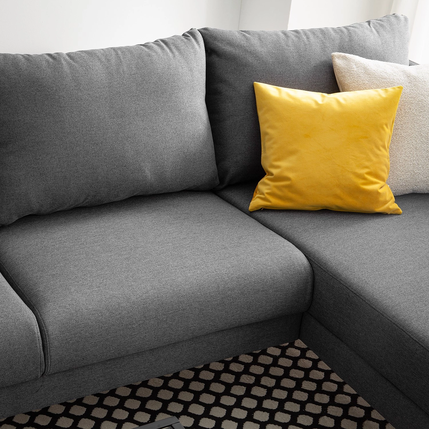 Fredriks Canapé d’angle Pratt - Tissu - Gris foncé - Méridienne courte à droite (vue de face) 8 Fredriks Canapé d’angle Pratt - Tissu - Gris foncé - Méridienne courte à droite (vue de face) – Image 6