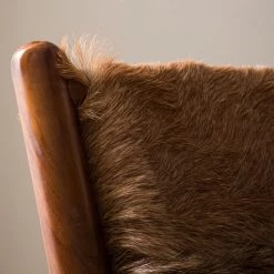 Ars manufacti Fauteuil design Howden - Poils de vache / Teck massif - Motif vache / Teck 25 Ars manufacti Fauteuil design Howden - Poils de vache / Teck massif - Motif vache / Teck -Meubles de salon Soldes 1000183950 200529 13275900009 DETAILS P000000001000183950
