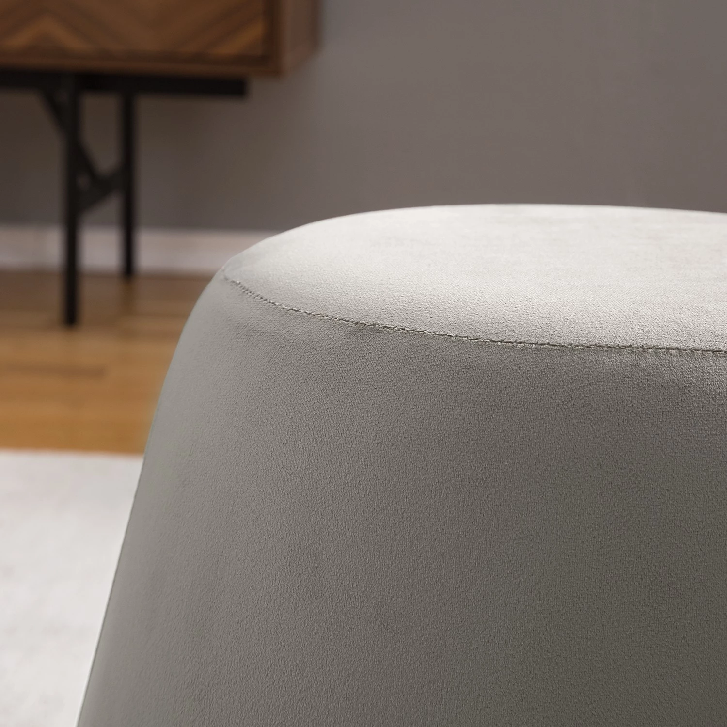 Mørteens Repose-pieds Alak - Velours - Argenté 11 Mørteens Repose-pieds Alak - Velours - Argenté – Image 9