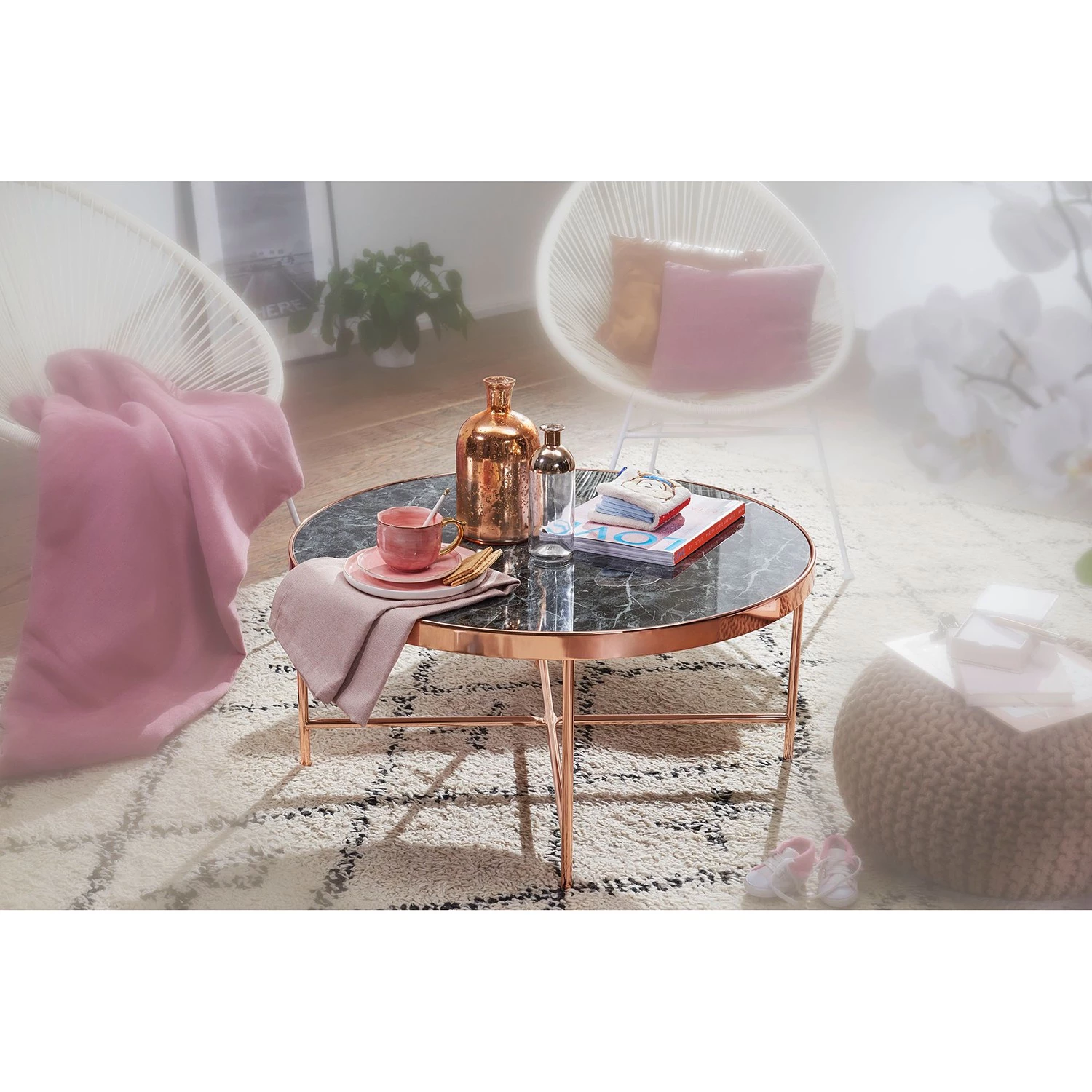 Jack & Alice Table basse Cushina - Verre / métal - Imitation marbre noir / Cuivre 4 Jack & Alice Table basse Cushina - Verre / métal - Imitation marbre noir / Cuivre – Image 2