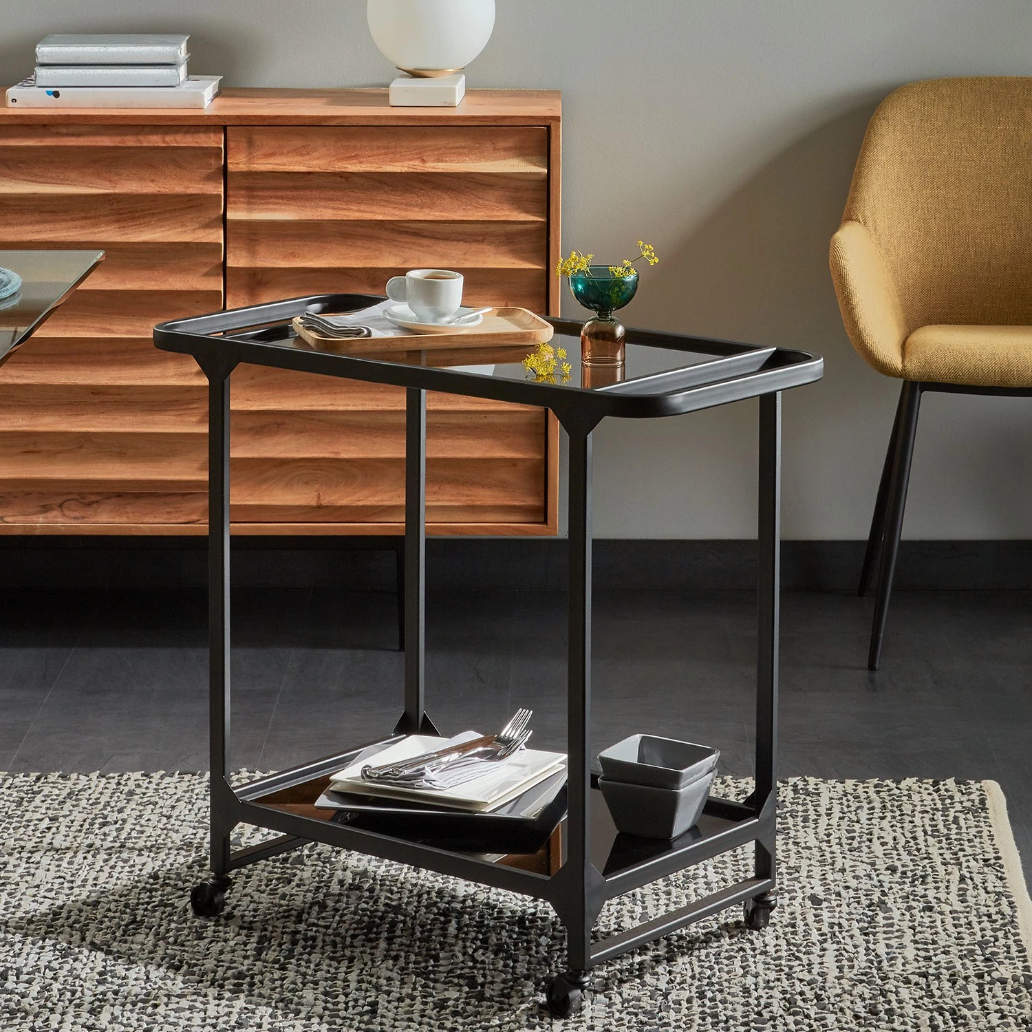 Norrwood Desserte Kisko - Verre / Métal - Gris / Noir 4 Norrwood Desserte Kisko - Verre / Métal - Gris / Noir – Image 2