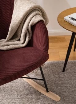 Mørteens Rocking chair Kumia II - Velours - Bordeaux 28 Mørteens Rocking chair Kumia II - Velours - Bordeaux -Meubles de salon Soldes 1000208968 210302 11123500004 DETAILS P000000001000208968