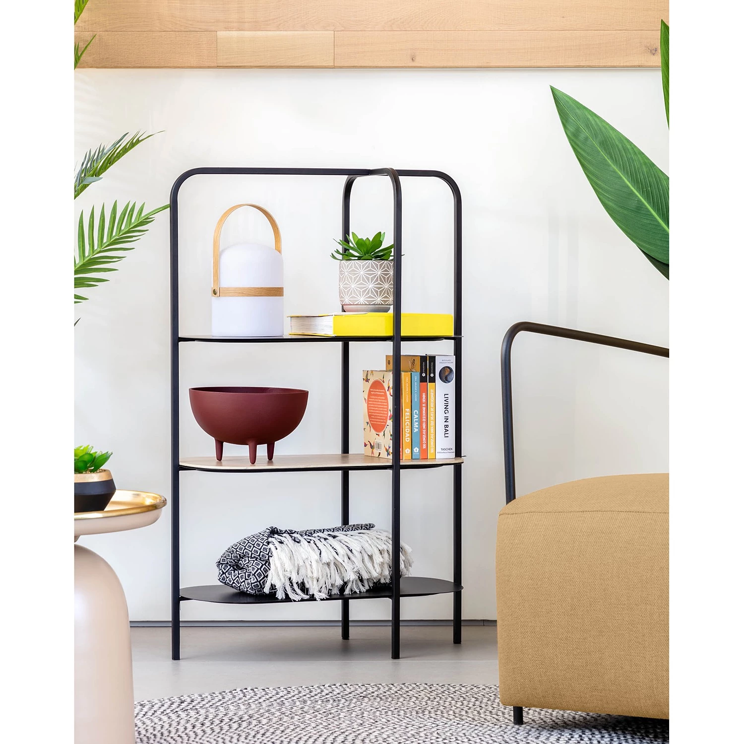 Red Living Étagère Laukaa - Acier / Placage en bois véritable - Noir / Noyer 4 Red Living Étagère Laukaa - Acier / Placage en bois véritable - Noir / Noyer – Image 2