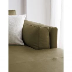 Studio Copenhagen Canapé d’angle COSO Classic+ méridienne - Cuir véritable Taru : Vert olive - Largeur : 246 cm - Méridienne courte à droite (vue de face) - Chrome brillant 37 Studio Copenhagen Canapé d’angle COSO Classic+ méridienne - Cuir véritable Taru : Vert olive - Largeur : 246 cm - Méridienne courte à droite (vue de face) - Chrome brillant -Meubles de salon Soldes 1000211865 200923 09524800115 DETAILS P000000001000211865