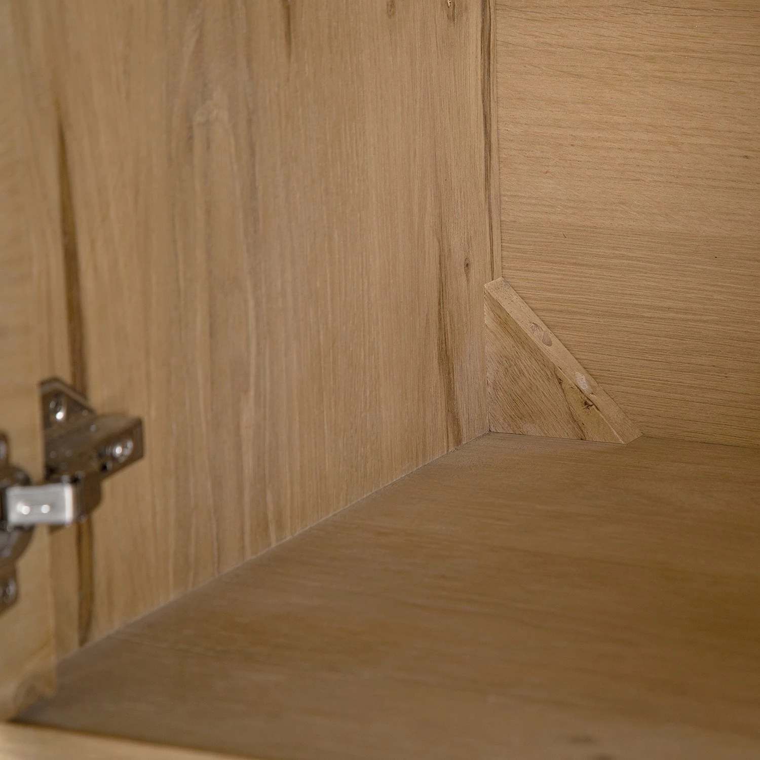 Studio Copenhagen Meuble TV Flox II - Placage en bois véritable / Métal -Chêne / Noir 12 Studio Copenhagen Meuble TV Flox II - Placage en bois véritable / Métal -Chêne / Noir – Image 10