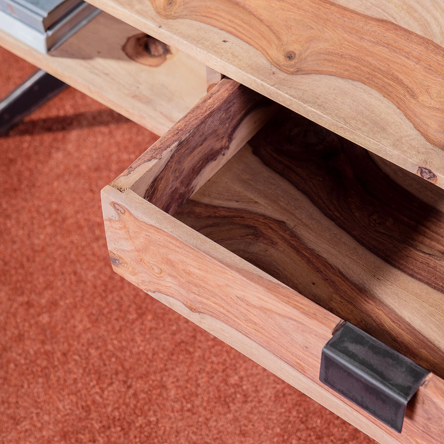 Naturoo Table basse Nigg - Sheesham massif / Métal - Sheesham / Noir 5 Naturoo Table basse Nigg - Sheesham massif / Métal - Sheesham / Noir – Image 3