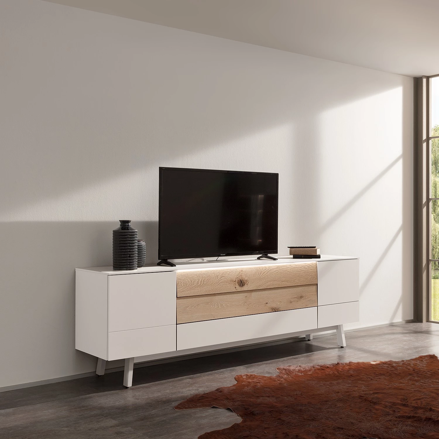 GWINNER Meuble TV Misano - Placage en bois véritable - Gris Sahara / Planches de chêne - Blanc / Chêne sauvage - Sans éclairage 4 GWINNER Meuble TV Misano - Placage en bois véritable - Gris Sahara / Planches de chêne - Blanc / Chêne sauvage - Sans éclairage – Image 2