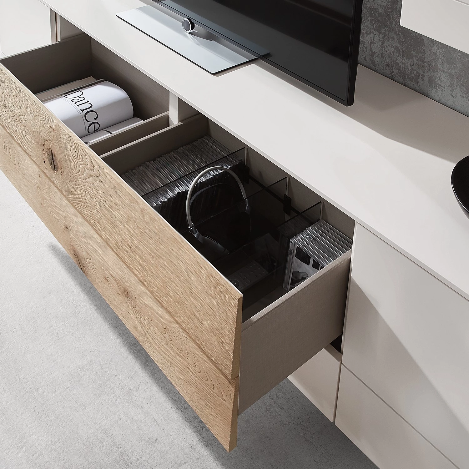 GWINNER Meuble TV Misano - Placage en bois véritable - Gris Sahara / Planches de chêne - Blanc / Chêne sauvage - Sans éclairage 8 GWINNER Meuble TV Misano - Placage en bois véritable - Gris Sahara / Planches de chêne - Blanc / Chêne sauvage - Sans éclairage – Image 6