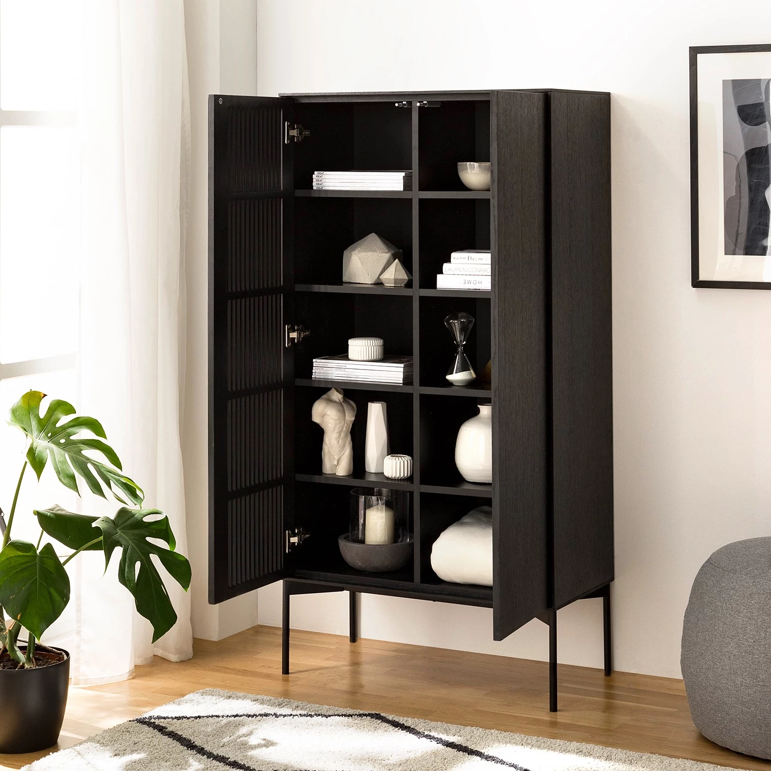 Studio Copenhagen Buffet haut Dowland - Placage en bois véritable - Chêne / Noir 5 Studio Copenhagen Buffet haut Dowland - Placage en bois véritable - Chêne / Noir – Image 3