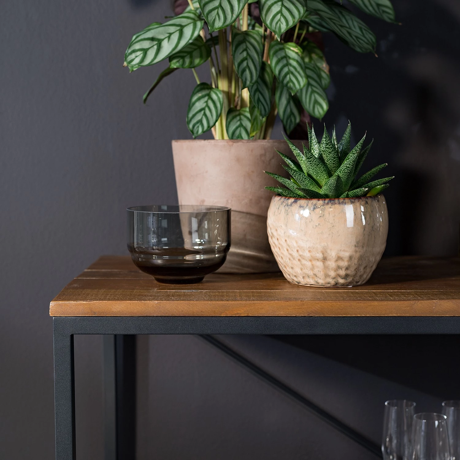 Ars manufacti Étagère Grasby I - Pin recyclé / Métal - Pin foncé / Noir 9 Ars manufacti Étagère Grasby I - Pin recyclé / Métal - Pin foncé / Noir – Image 7