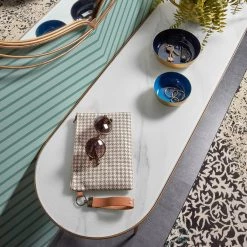 Red Living Console Saint Allen - Verre / Métal - Imitation marbre blanc / Doré 14 Red Living Console Saint Allen - Verre / Métal - Imitation marbre blanc / Doré -Meubles de salon Soldes 1000226413 200928 15145300010 DETAILS P000000001000226413