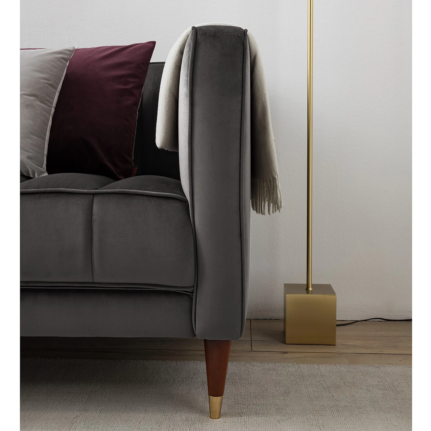 Red Living Canapé Suzy (2-3 places) - Velours Ravi: Gris 12 Red Living Canapé Suzy (2-3 places) - Velours Ravi: Gris – Image 10