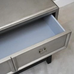 Red Living Commode Tilloloy - Blanc / Argenté / Noir -Meubles de salon Soldes 1000242718 210121 08084300041 DETAILS P000000001000242718