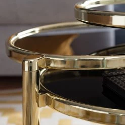 Red Living Table basse Meroux - Verre / Métal - Noir / Doré 14 Red Living Table basse Meroux - Verre / Métal - Noir / Doré -Meubles de salon Soldes 1000244879 210202 14583300203 DETAILS P000000001000244879