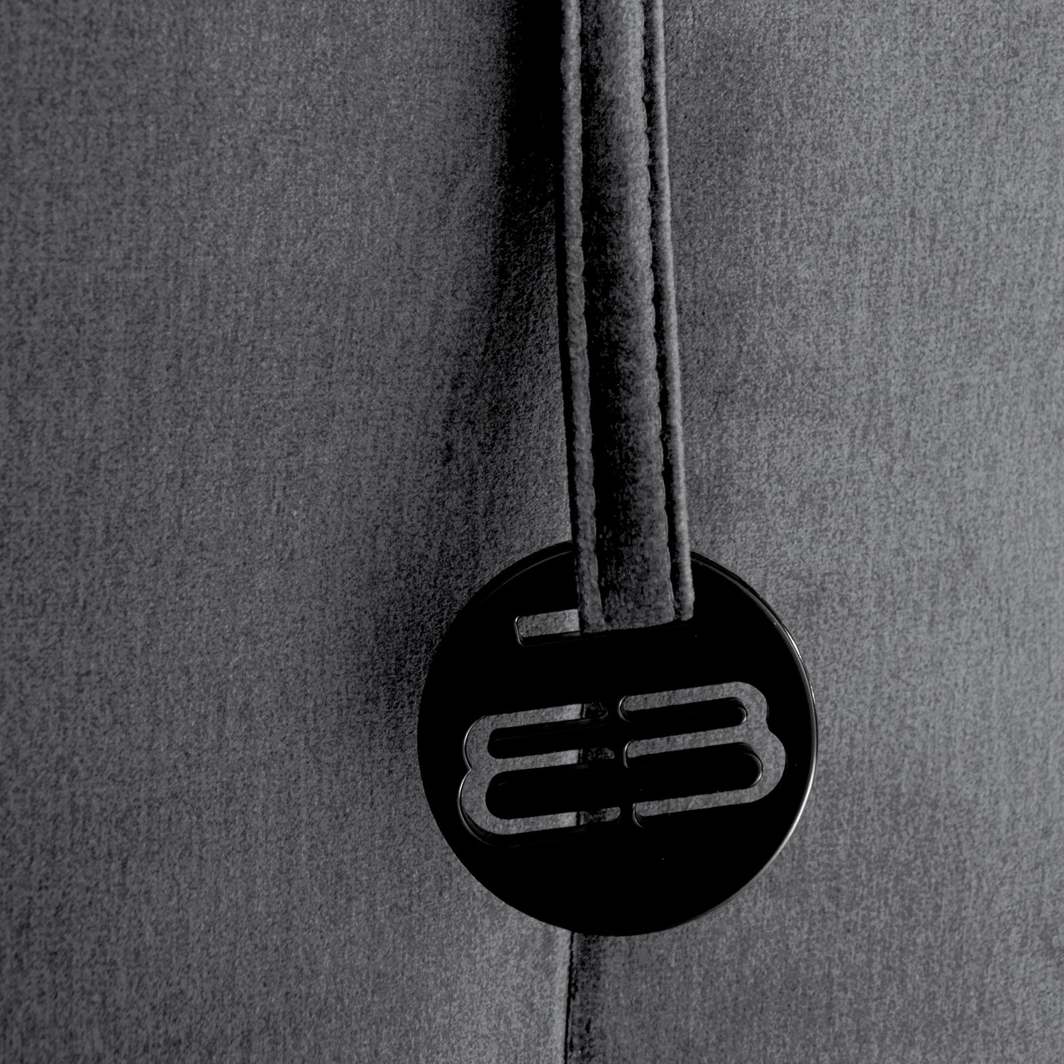 Bizzarto Fauteuil Caleta - Tissu - Velours Onoli: Anthracite 11 Bizzarto Fauteuil Caleta - Tissu - Velours Onoli: Anthracite – Image 9