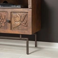 Wolf-Möbel Meuble TV Carving - Acacia massif -Meubles de salon Soldes 1000256998 220615 023 MOOD DETAILS P000000001000256998 mood