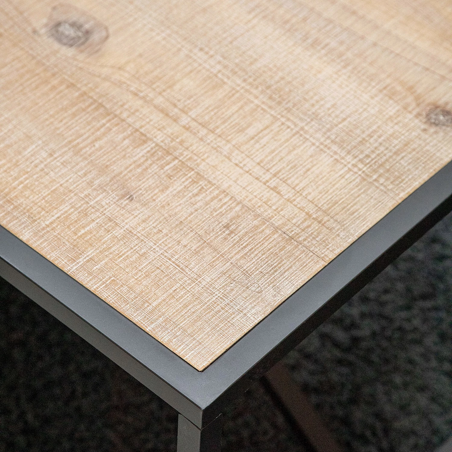 Red Living Table basse Cap Cana - Placage en bois véritable / Métal - Araucaria de Chine / Noir 15 Red Living Table basse Cap Cana - Placage en bois véritable / Métal - Araucaria de Chine / Noir – Image 13