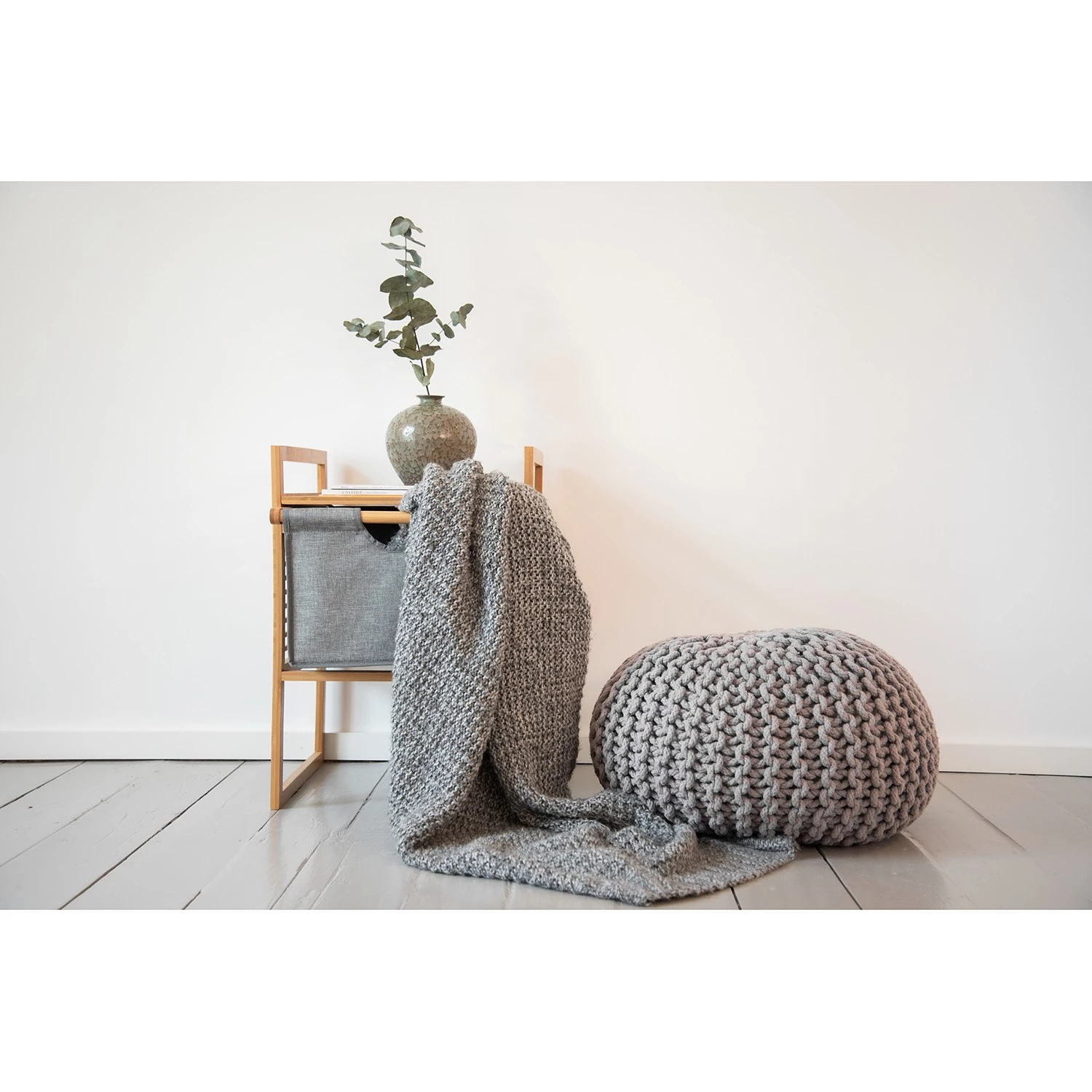 WENKO Bout de canapé Bahari II - Bambou massif - Bambou / Gris 4 WENKO Bout de canapé Bahari II - Bambou massif - Bambou / Gris – Image 2