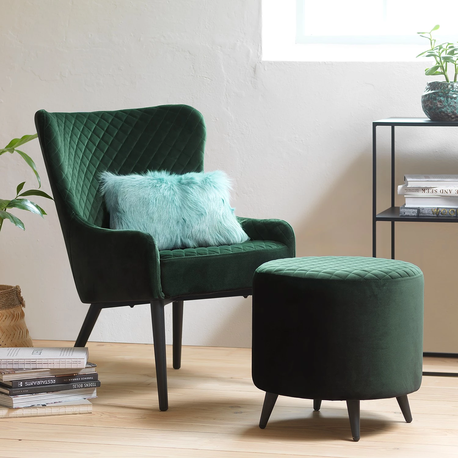 Red Living Repose-pieds Albero - Velours - Vert sapin 4 Red Living Repose-pieds Albero - Velours - Vert sapin – Image 2