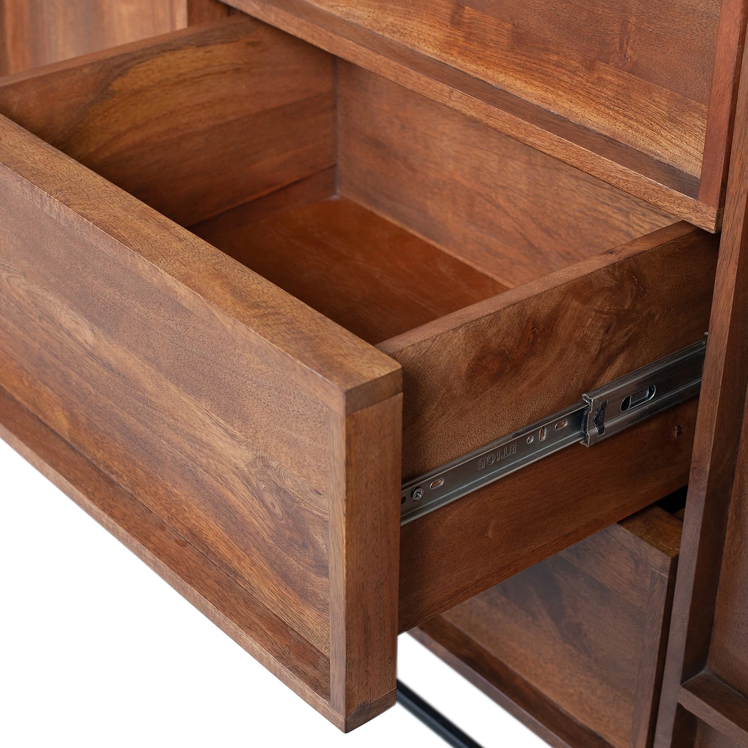 Red Living Commode Borro II - Manguier massif / Métal - Manguier / Noir 8 Red Living Commode Borro II - Manguier massif / Métal - Manguier / Noir – Image 6