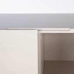 Studio Copenhagen Buffet Cooby - Blanc / Chêne 23 Studio Copenhagen Buffet Cooby - Blanc / Chêne -Meubles de salon Soldes 1000276946 220729 035 DETAILS P000000001000276946