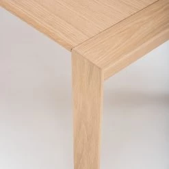 Studio Copenhagen Table basse Maayka - Partiellement en chêne massif - Chêne clair - Largeur : 110 cm 23 Studio Copenhagen Table basse Maayka - Partiellement en chêne massif - Chêne clair - Largeur : 110 cm -Meubles de salon Soldes 1000277380 211012 153648000113 DETAILS P000000001000277380